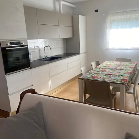 Semesterbostad Casa Camilla